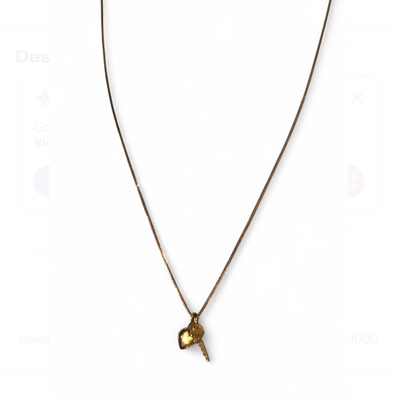 18k solid yellow Gold Heart and Key Pendant Necklace - Picture 2 of 11